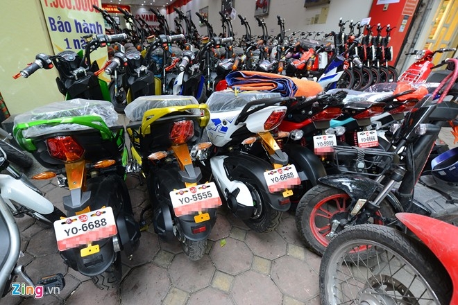 biển độc xe máy điện 9