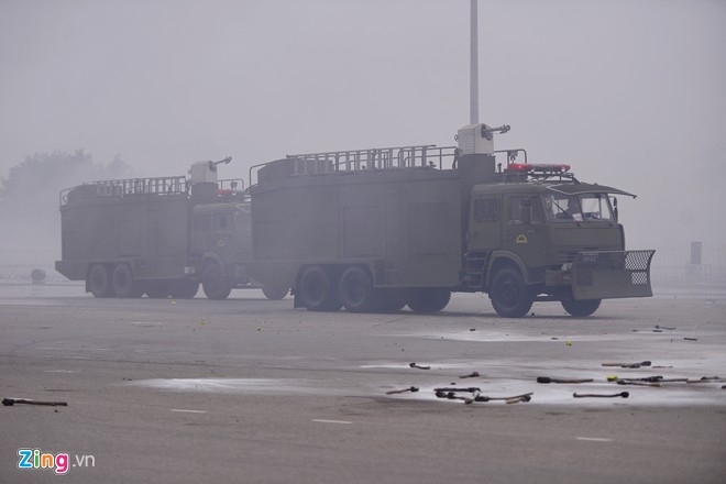 17 Toàn cảnh diễn tập chống bạo động ba