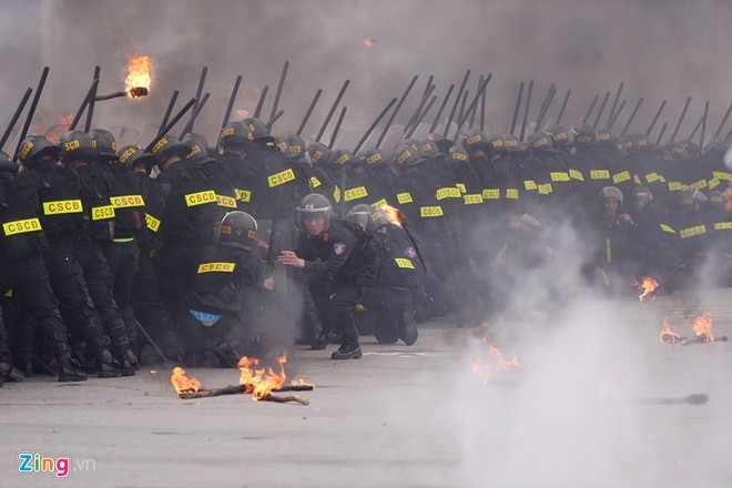 Toàn cảnh diễn tập chống bạo động bảo 