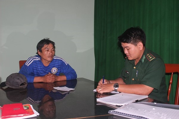 Tau Dai Loan tan cong, phun voi rong vao tau ca Quang Ngai-hinh-anh-2