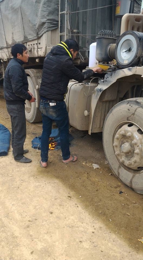 Rét kỷ lục vẫn toát mồ hôi xem tài xế 