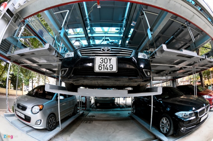 5 Khai trương giàn thép đỗ xe 4 tầng hiệ