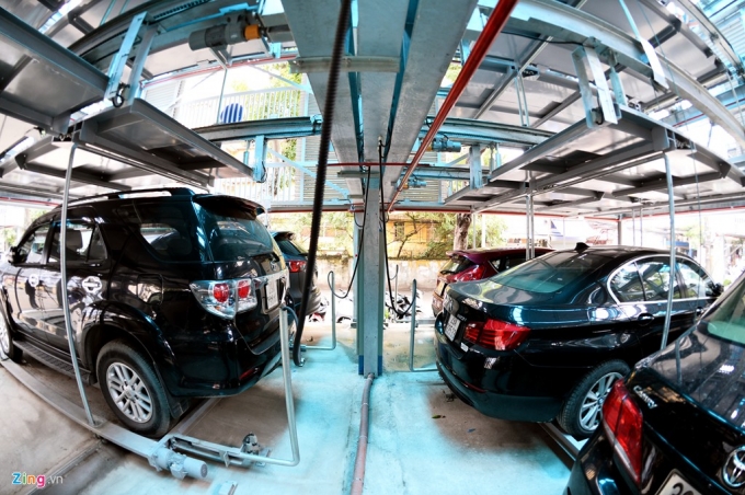 6 Khai trương giàn thép đỗ xe 4 tầng hiệ