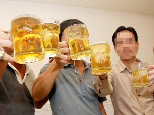 Xử lý nghiêm cán bộ, viên chức uống ru