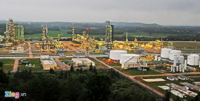 Mở rộng Dung Quất dù giá dầu giảm
