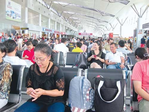 Sức hút hàng không bởi dòng tiền khổng