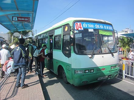 TP.HCM- Cần trợ giá trực tiếp cho ngườ