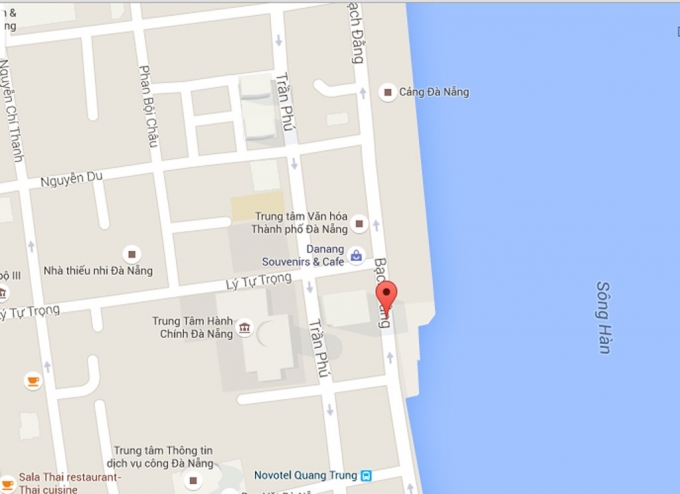 Không cần gạch cao cấp, vỉa hè đường Bạch Đằng 20 