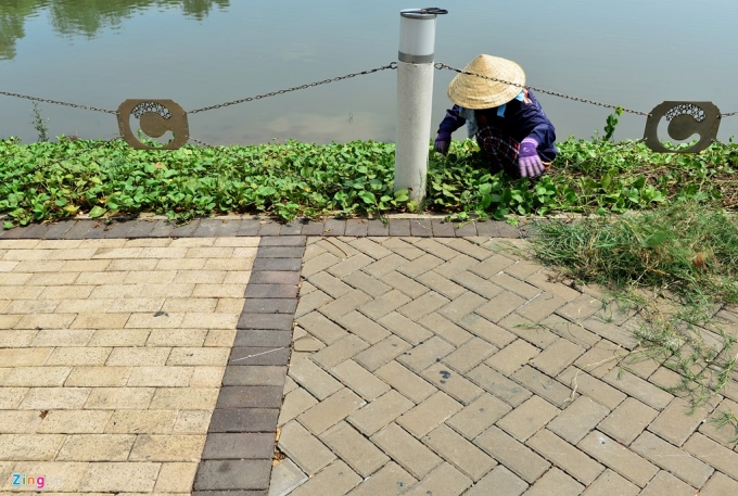 9 Nền hè phố đi bộ Phú Mỹ Hưng vẫn bê