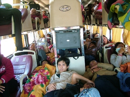 Xe khách nhồi nhét sẽ bị phạt đến 80 trie