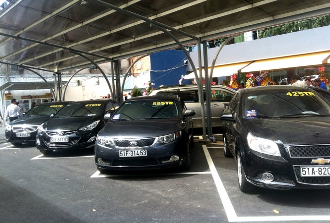 Chợ xe hơi kiểu Mỹ đã chào xe