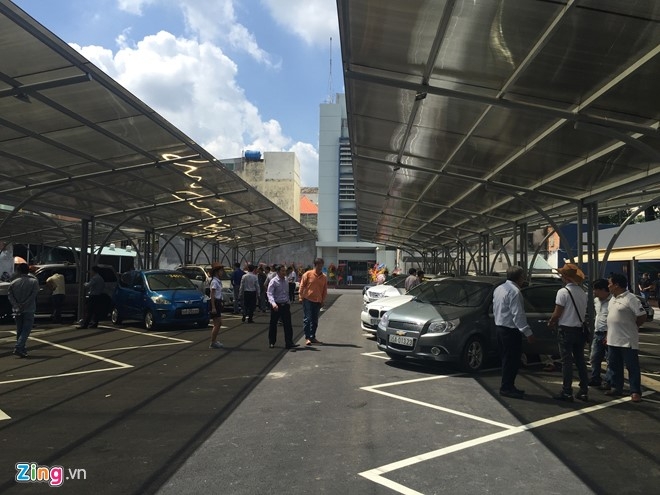 Chợ ôtô kiểu Mỹ tại Sài Gòn- Tiện lợ