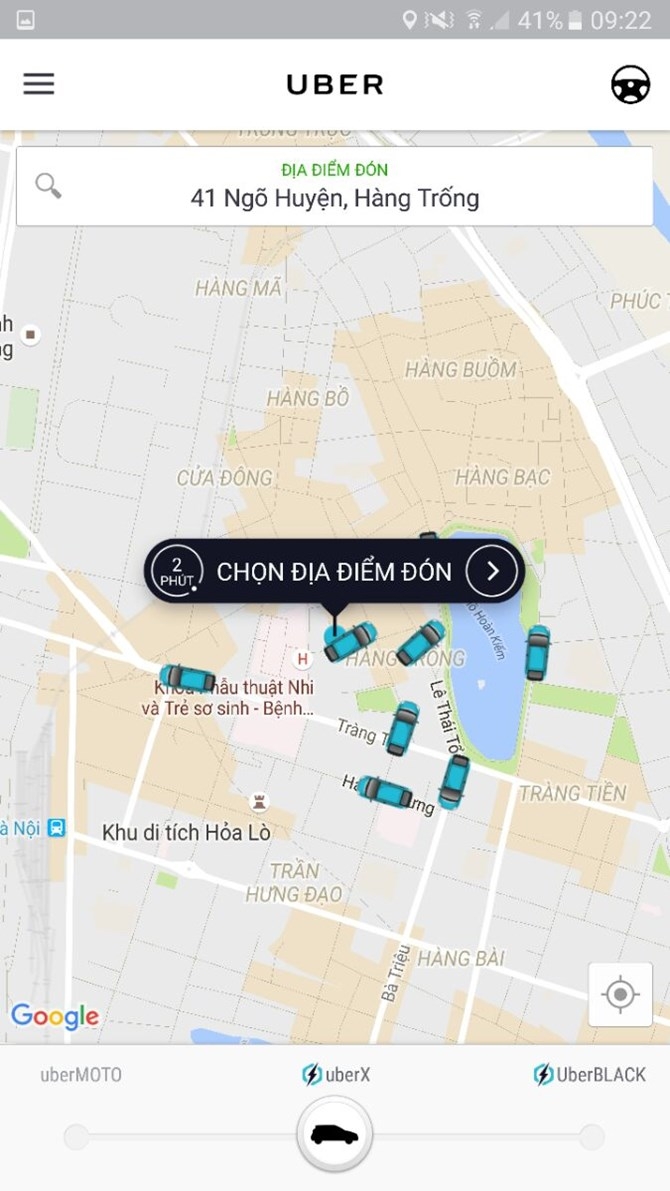 3 Mưa bão tại Hà Nội, Uber, Grab tăng giá 