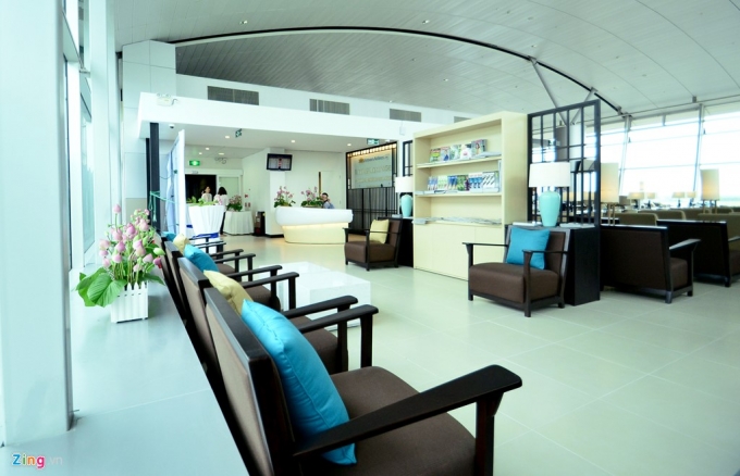 2 Chiêm ngưỡng phòng chờ VIP mới ở sân