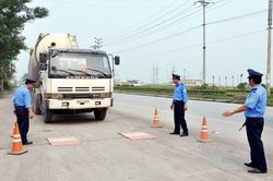 Phụ cấp cho lực lượng quản lý, vận hà