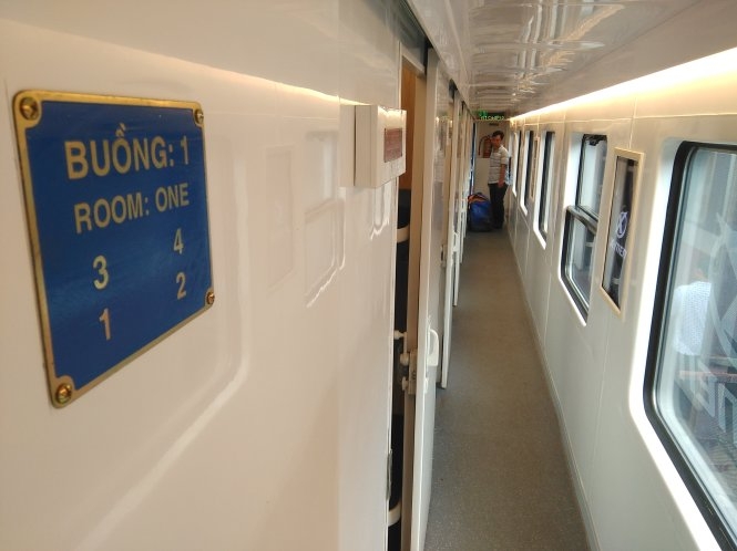 Ngắm toa tàu giường nằm hạng sang do kỹ 