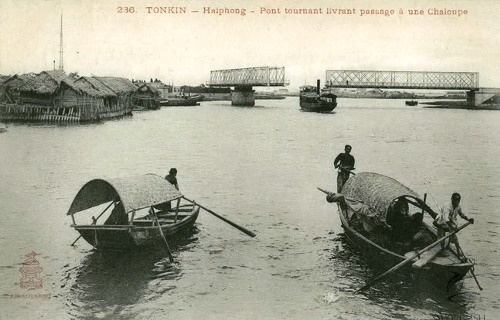 Cầu quay xe lửa độc đáo nhất Việt Nam