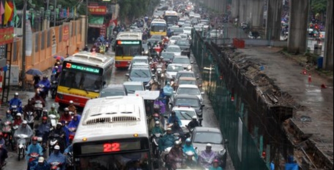 Hà Nội muốn thêm 500 xe buýt nhưng... sợ không có 