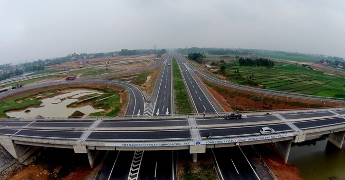 Vì sao chọn làm đường bộ cao tốc Bắc-N