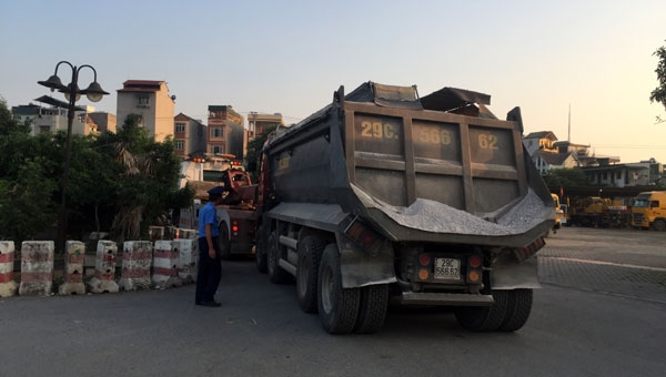 3 tỷ đồng xử phạt xe quá tải trong 10 thá