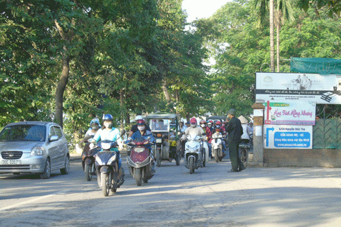 Con đường dài 1,1km gần 2 thập kỷ phải c