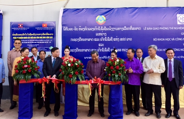 Ảnh 1 Hai Bộ trưởng tham dự Lễ cắt băng khánh thàn