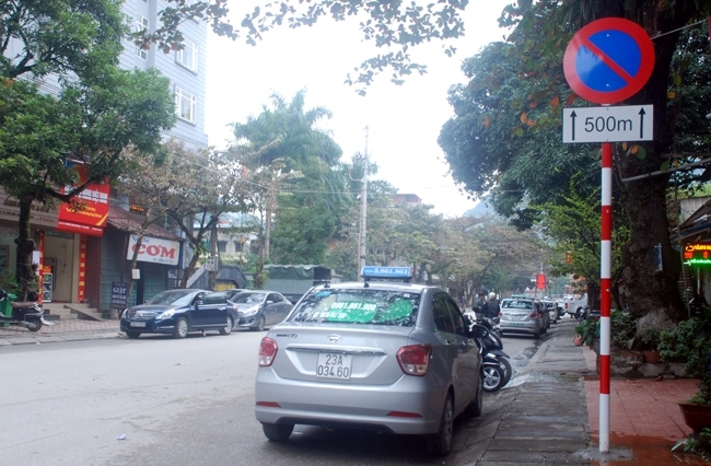 Cần sớm xây dựng bãi đỗ xe tĩnh tại TP Hà Giang