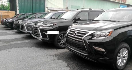 2 Đại gia Việt tậu siêu xe, dân Singapore cũng phả