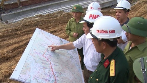 2 Cao tốc La Sơn - Túy Loan