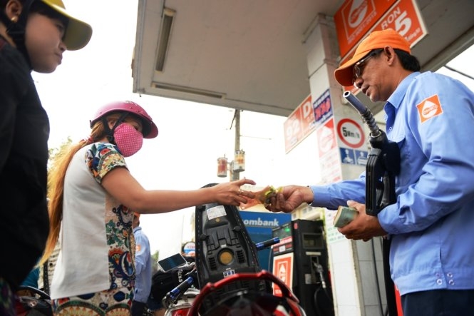 Nguy cơ tăng giá xăng dầu do…cạnh tranh