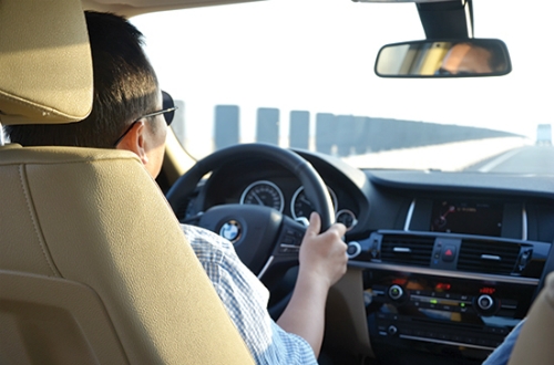 Ông bầu của Ngọc Trinh tham gia thâu tóm ứng dụng 