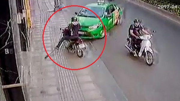 thumb00_025139733658685