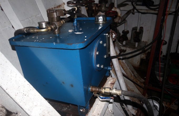 10 Những con tàu vỏ thép hàng chục tỷ nằm chờ sửa 