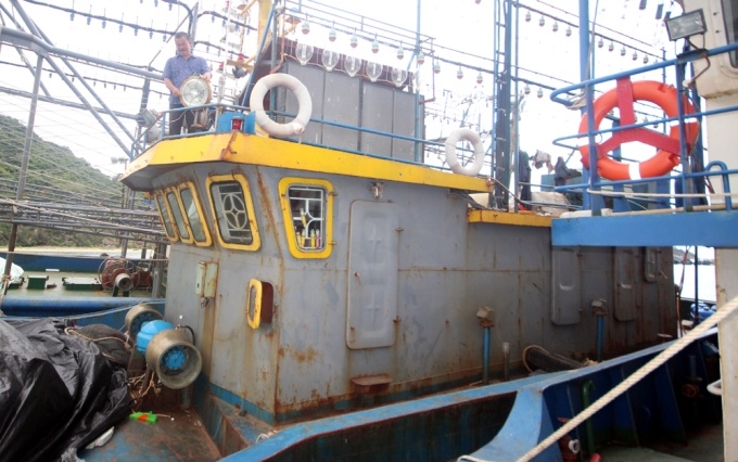 2 Những con tàu vỏ thép hàng chục tỷ nằm chờ sửa c