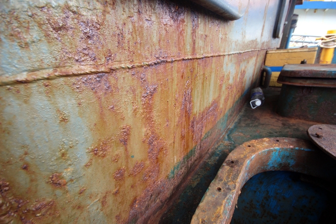 3 Những con tàu vỏ thép hàng chục tỷ nằm chờ sửa c