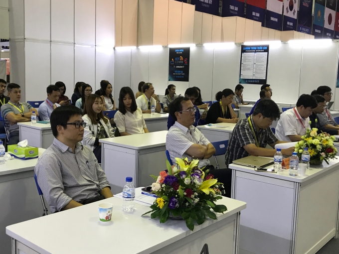 Toan canh Hoi thao