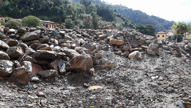 10 Tan hoang trường học Mù Cang Chải sau lũ quét