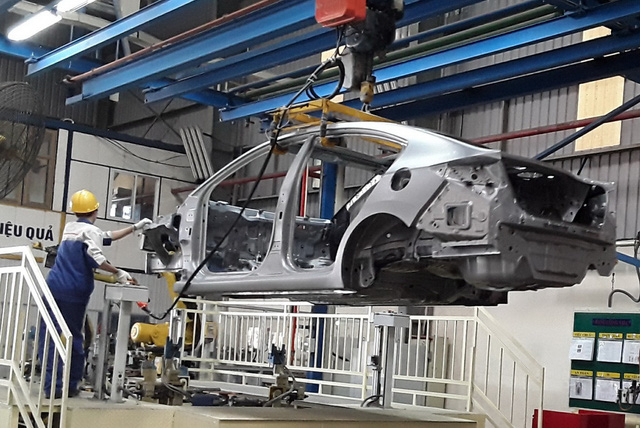 Bạn có dám mua một chiếc xe hơi Made in Vietnam