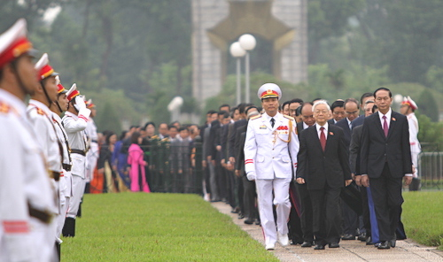 Khai mạc kỳ họp thứ tư Quốc hội khoá 14