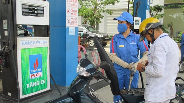 Bộ Công Thương lên tiếng về chuyện thả nổi giá xăn