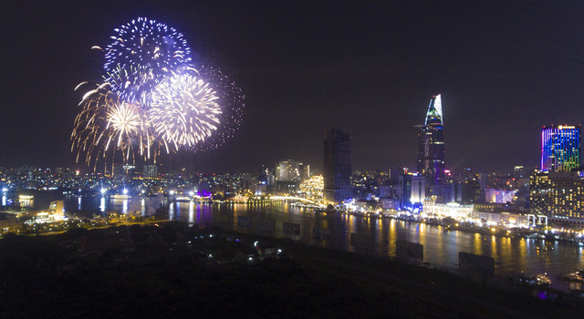 Pháo hoa sẽ rực trời 21 tỉnh thành đêm giao thừa