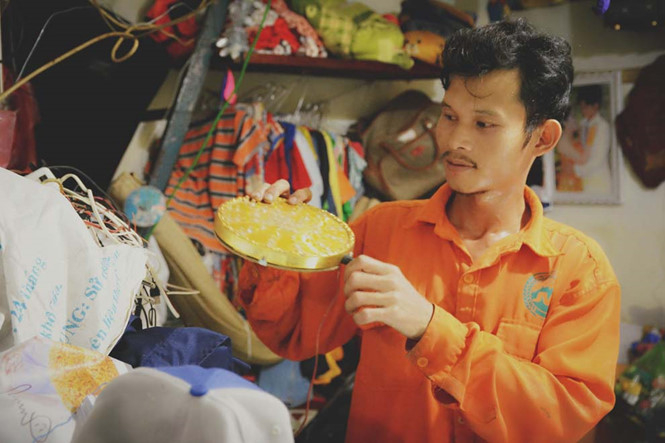 17 Cận cảnh chiếc xe chở rác độc nhất vô nhị giữa 