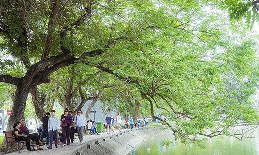 Đặt ga ngầm bên hồ Hoàn Kiếm