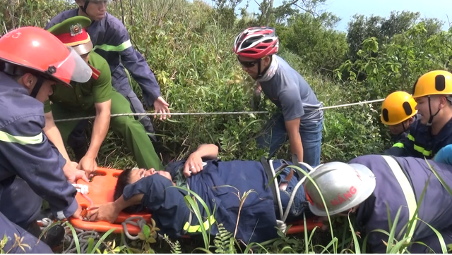 sss-1521879725108373564521