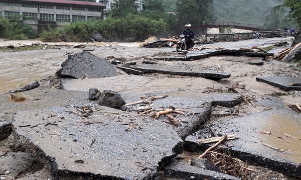Ngành GTVT triển khai ứng phó mưa, lũ tại các tỉnh