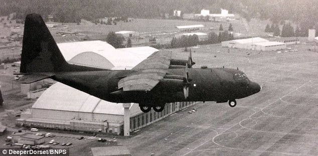 2 Quá thương nhớ vợ con, người thợ máy cướp máy ba