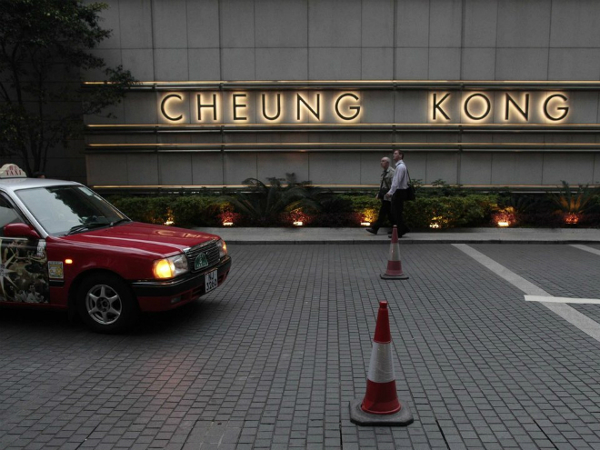 2 Từ công nhân nghèo đến tỷ phú châu Á