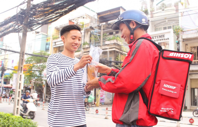 Giao đồ ăn trực tuyến tại VN