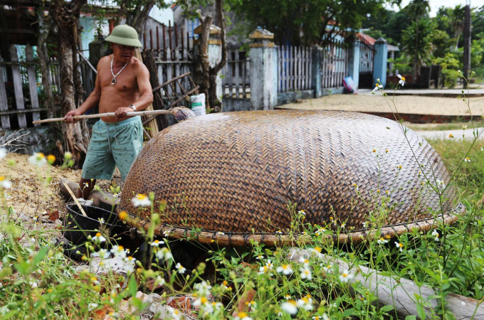 11 Bí quyết nghề đan thuyền thúng câu mực ở Quảng 