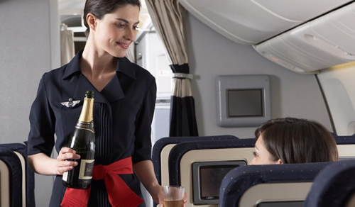 3 10 đồng phục tiếp viên được yêu thích trên thế g